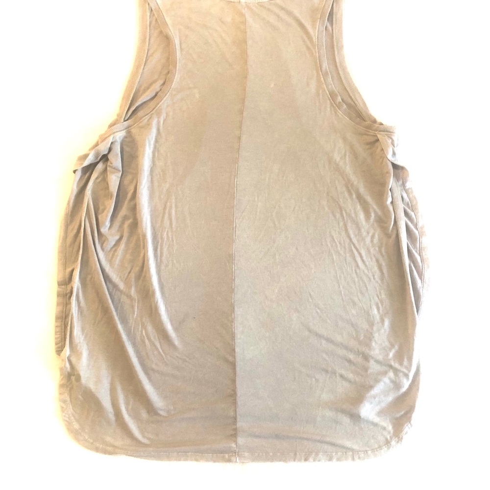 Zella sleeveless workout top 🌪